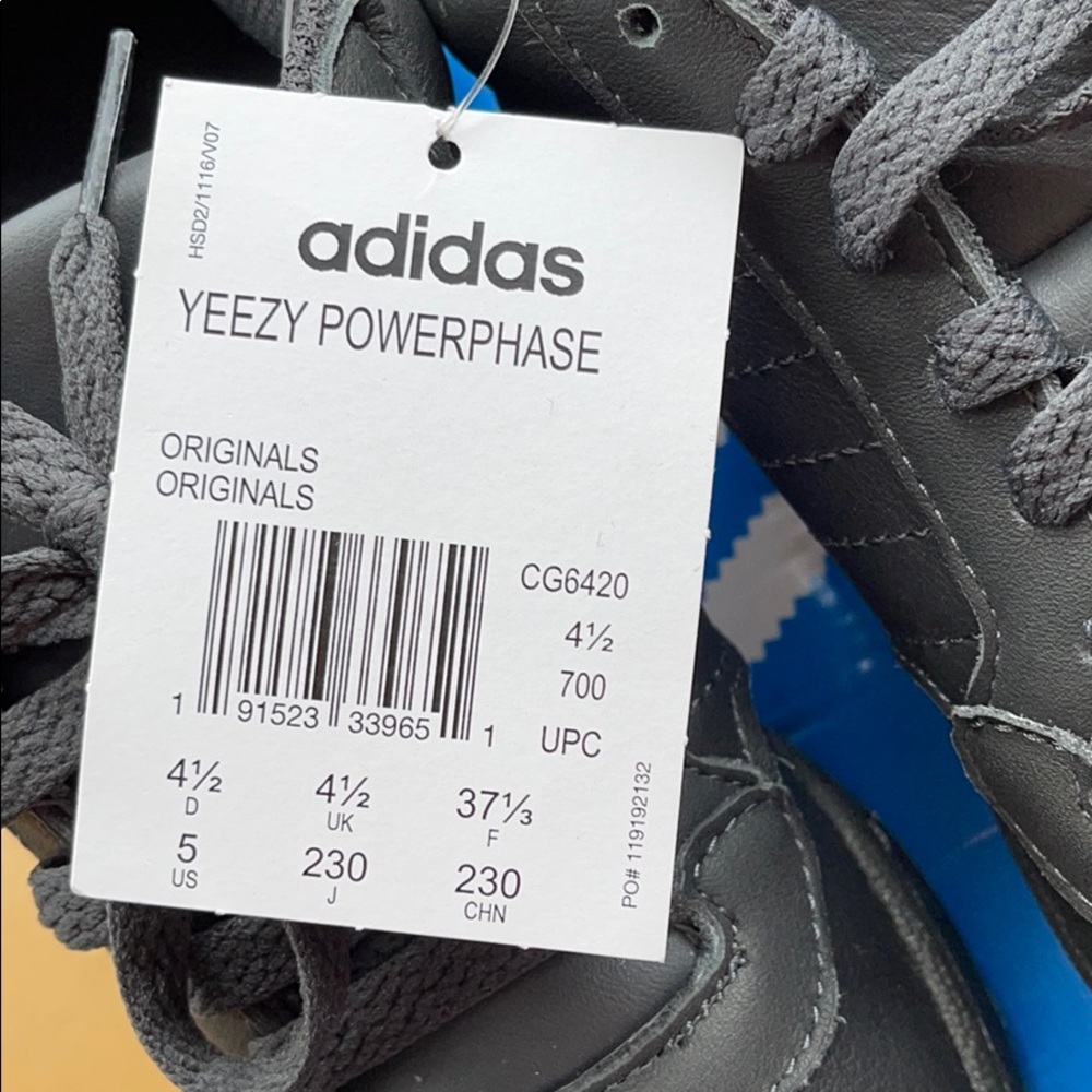 Yeezy Calabasas - Picture 4 of 6